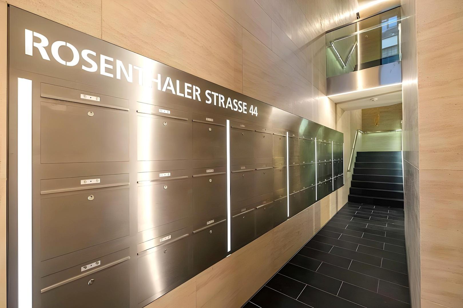 Gebäude Entree