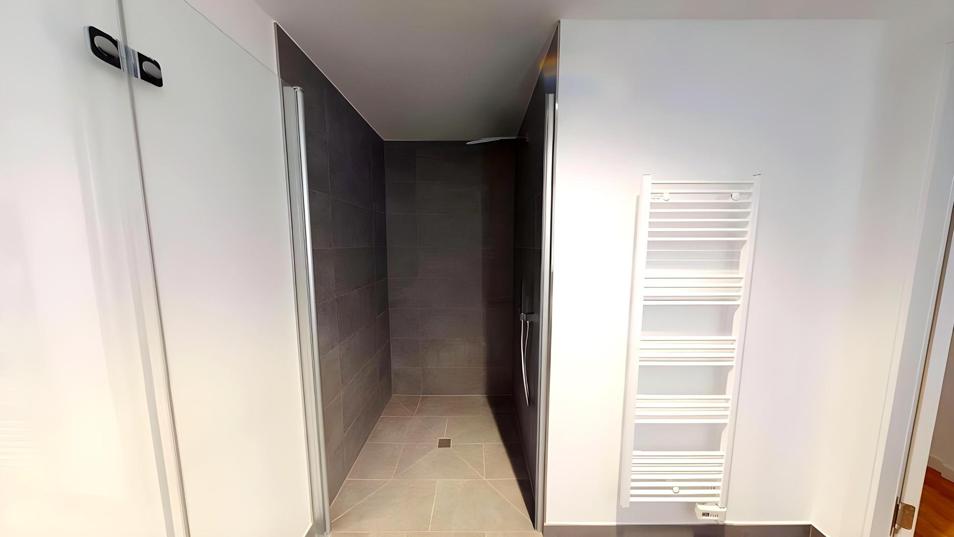 Badezimmer 2