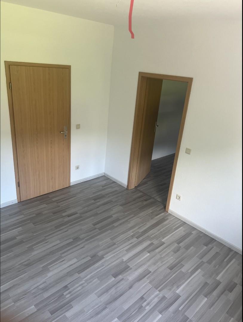 Wohnzimmer Durchgang Schl.Zimm