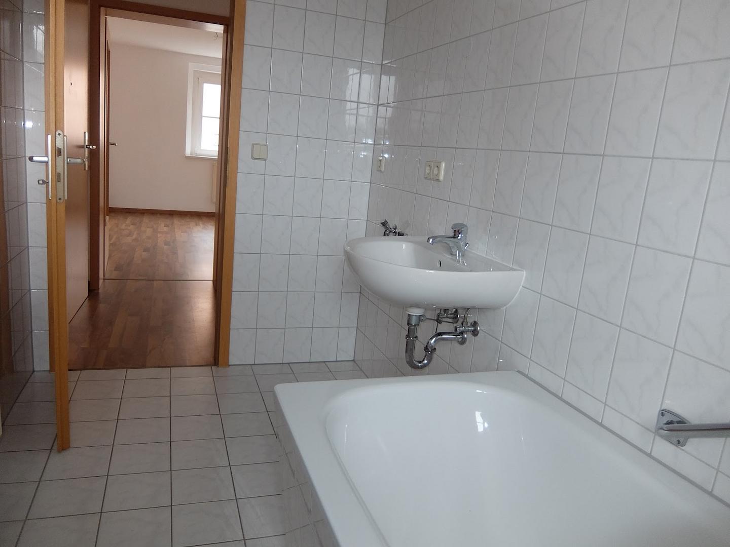 Muster Blick Bad zum Flur