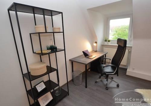 Arbeitszimmer