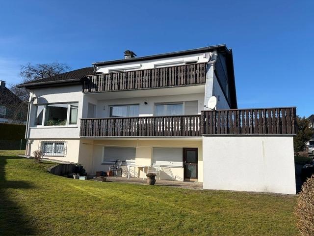 Hinterm Haus