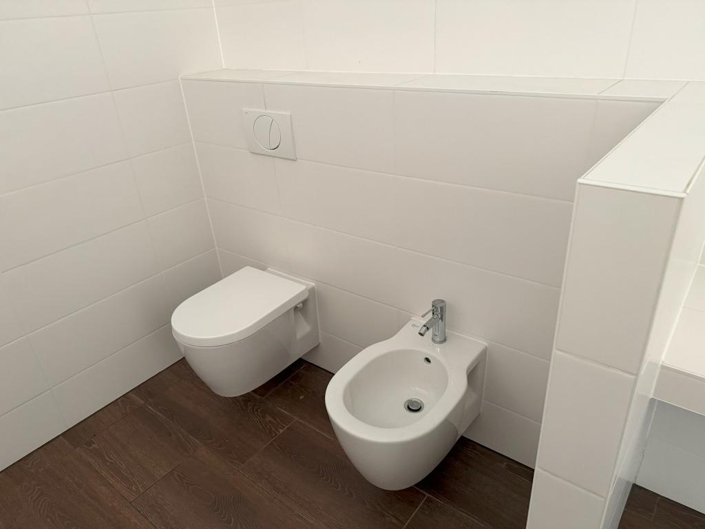 Bidet & WC