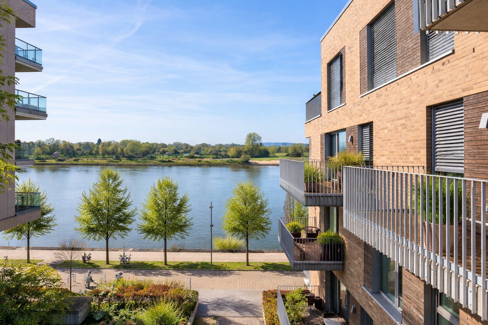 Blick vom Balkon auf die Weser