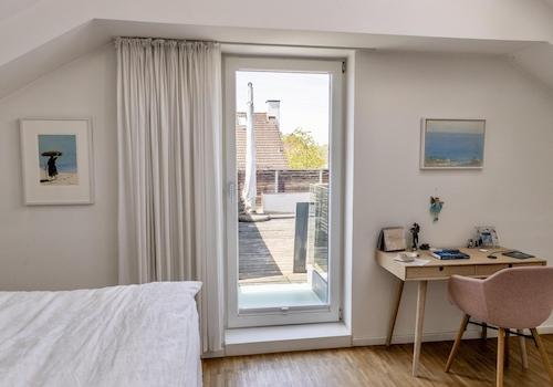Elternschlafzimmer / Terrasse