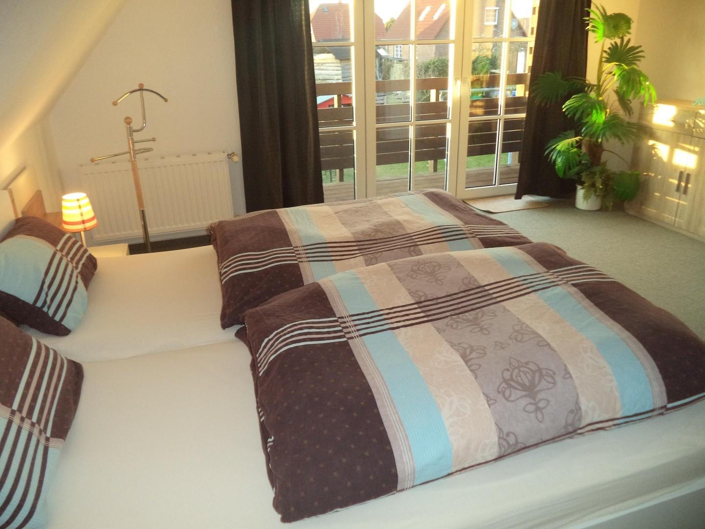 Schlafzimmer 1 Wohnung a