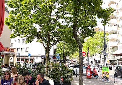 Strasse