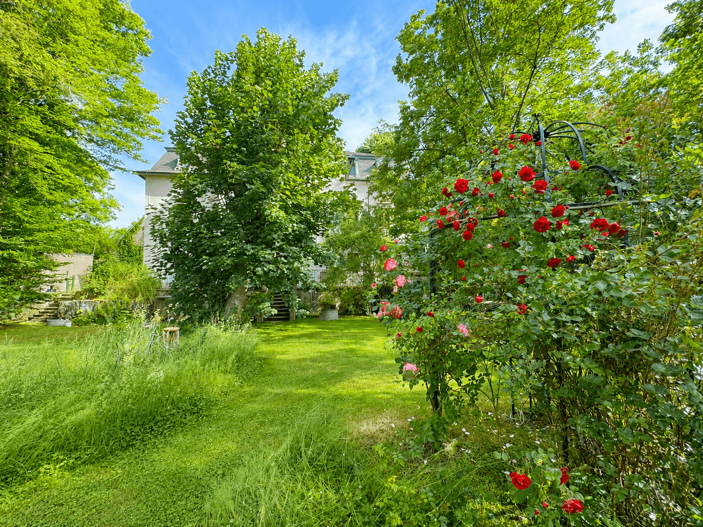 Wildromantischer Garten für absolute Ruhe