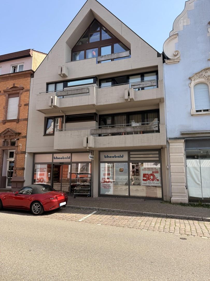 Vorderansicht Gebäude