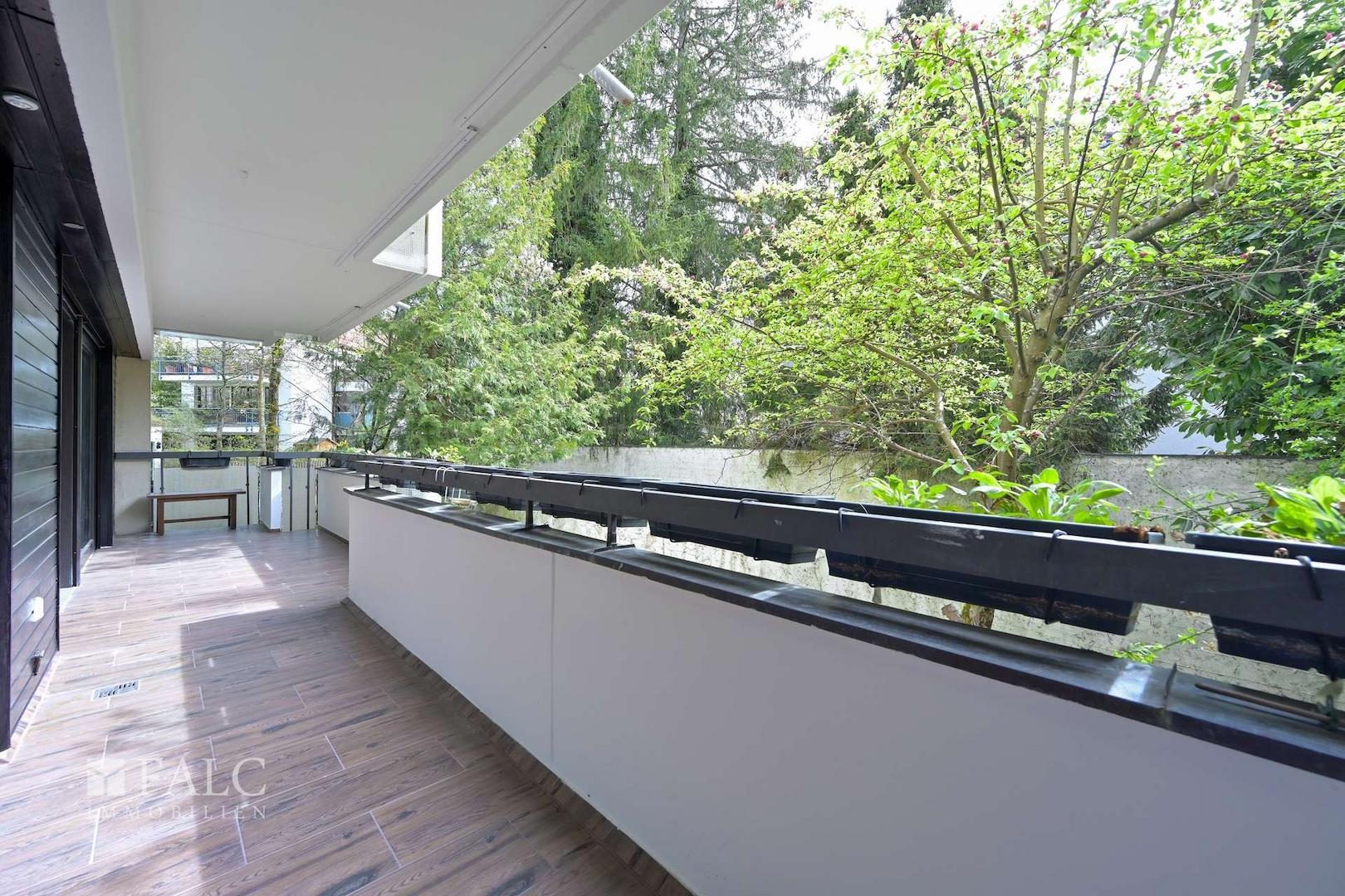 Süd-Ost Balkon