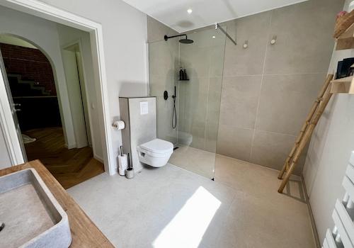 Badezimmer EG