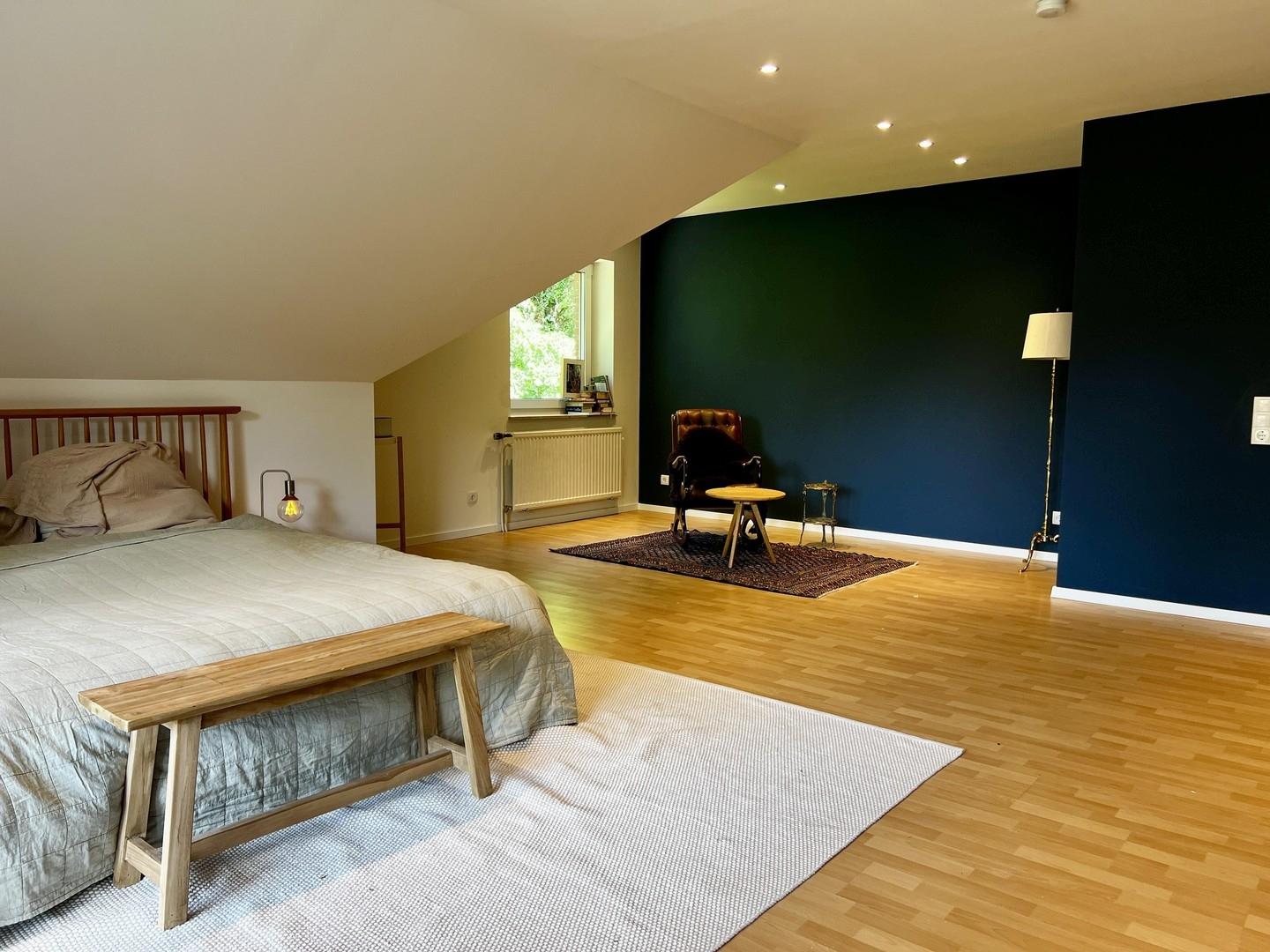 Schlafzimmer mit Balkon