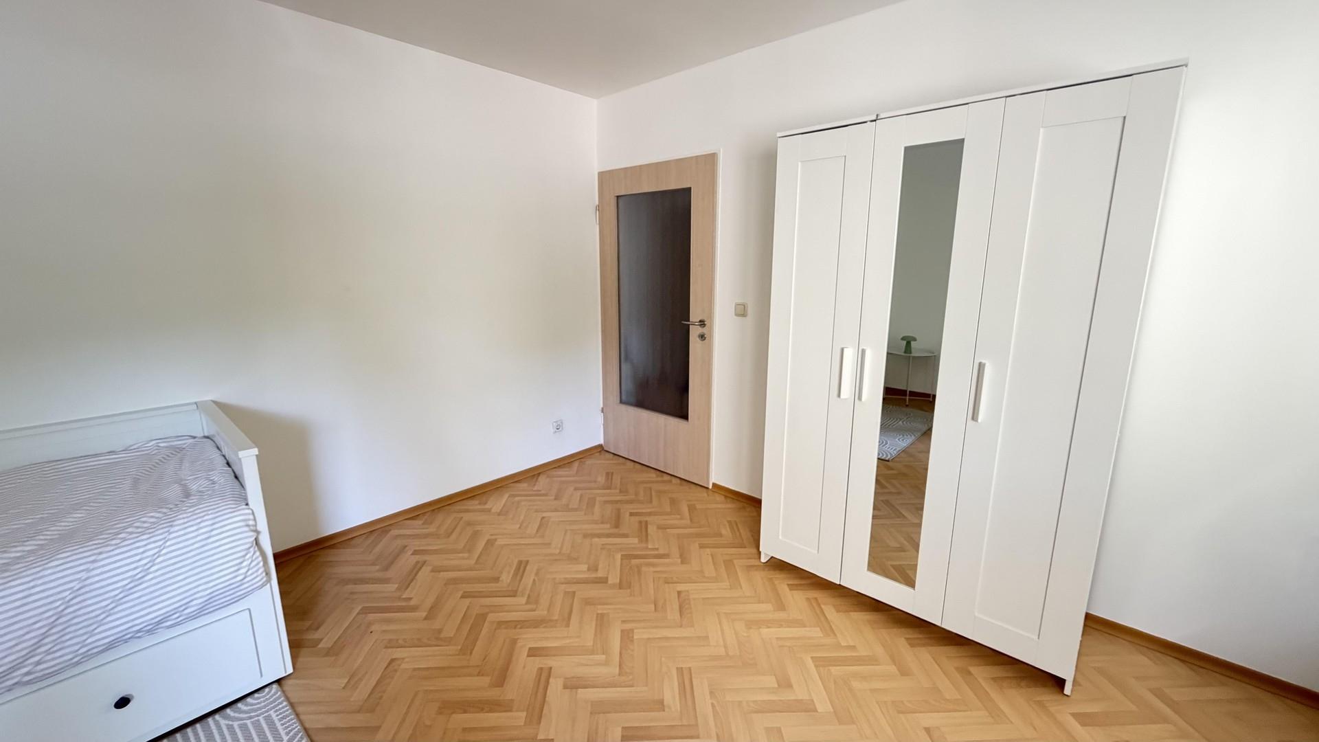 Room 1