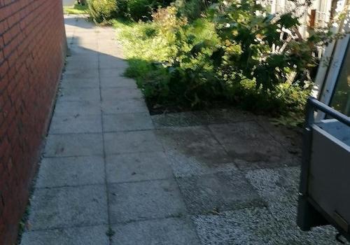 Seitl. Weg nach hinten