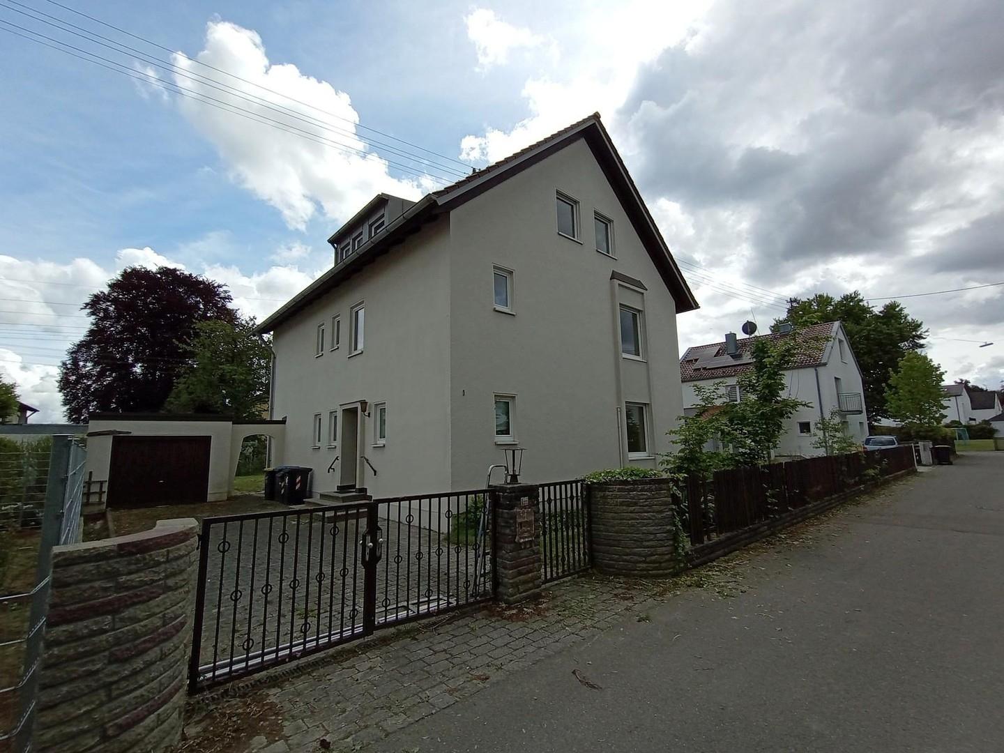 Straßenansicht Nord-West