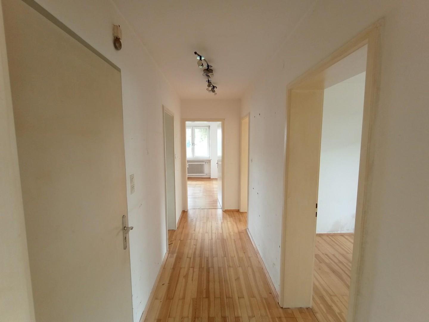 Wohnung EG Flur