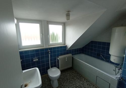 Wohnung DG Badezimmer