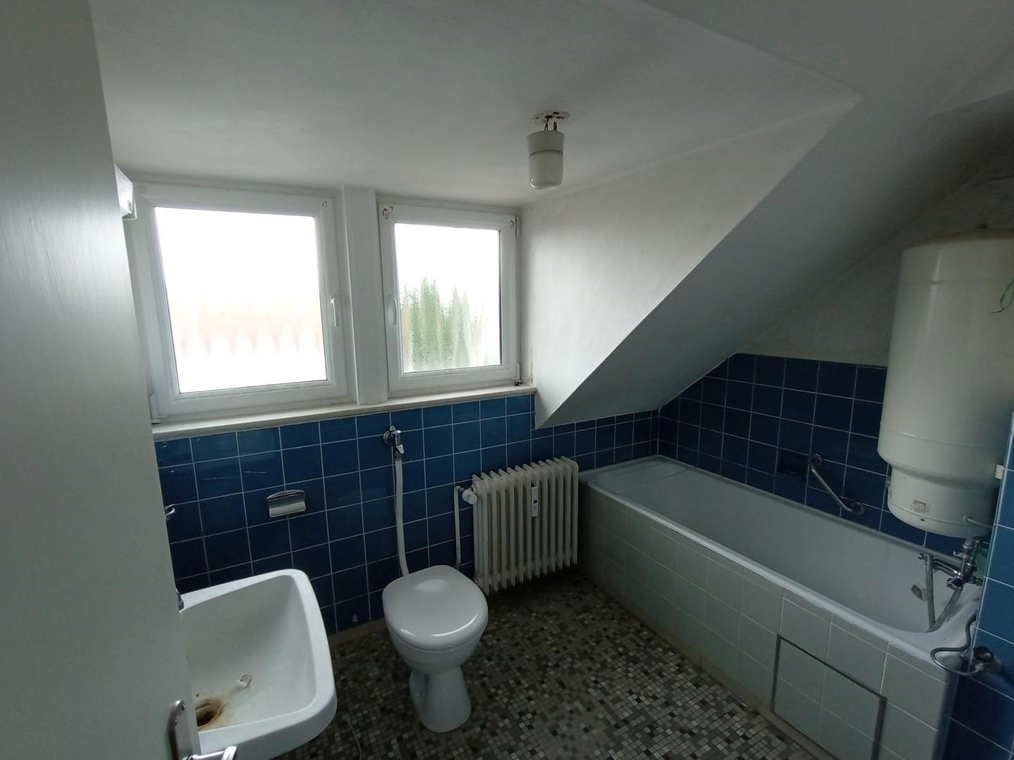 Wohnung DG Badezimmer