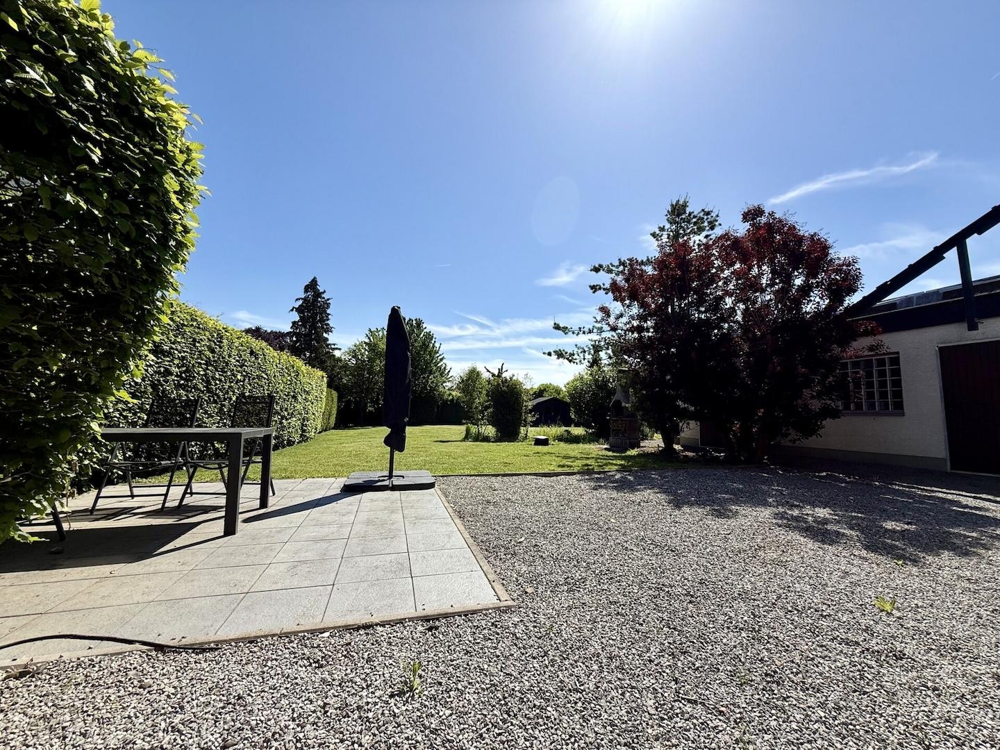 Terrasse und Garten