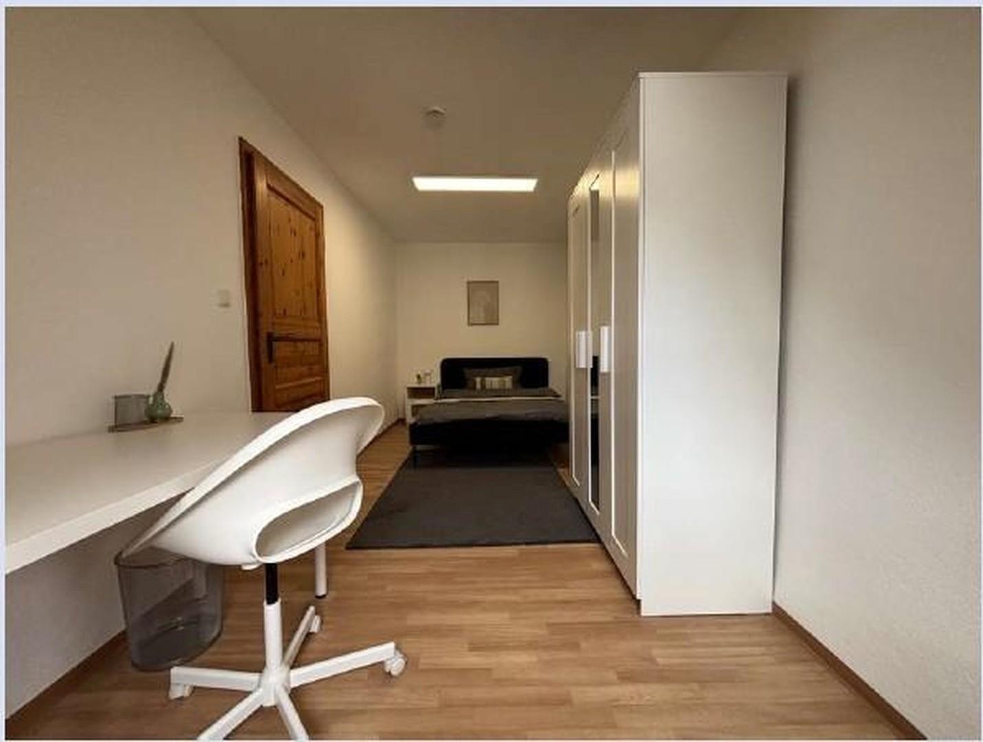 Zimmer 1 - ca. 12qm 
