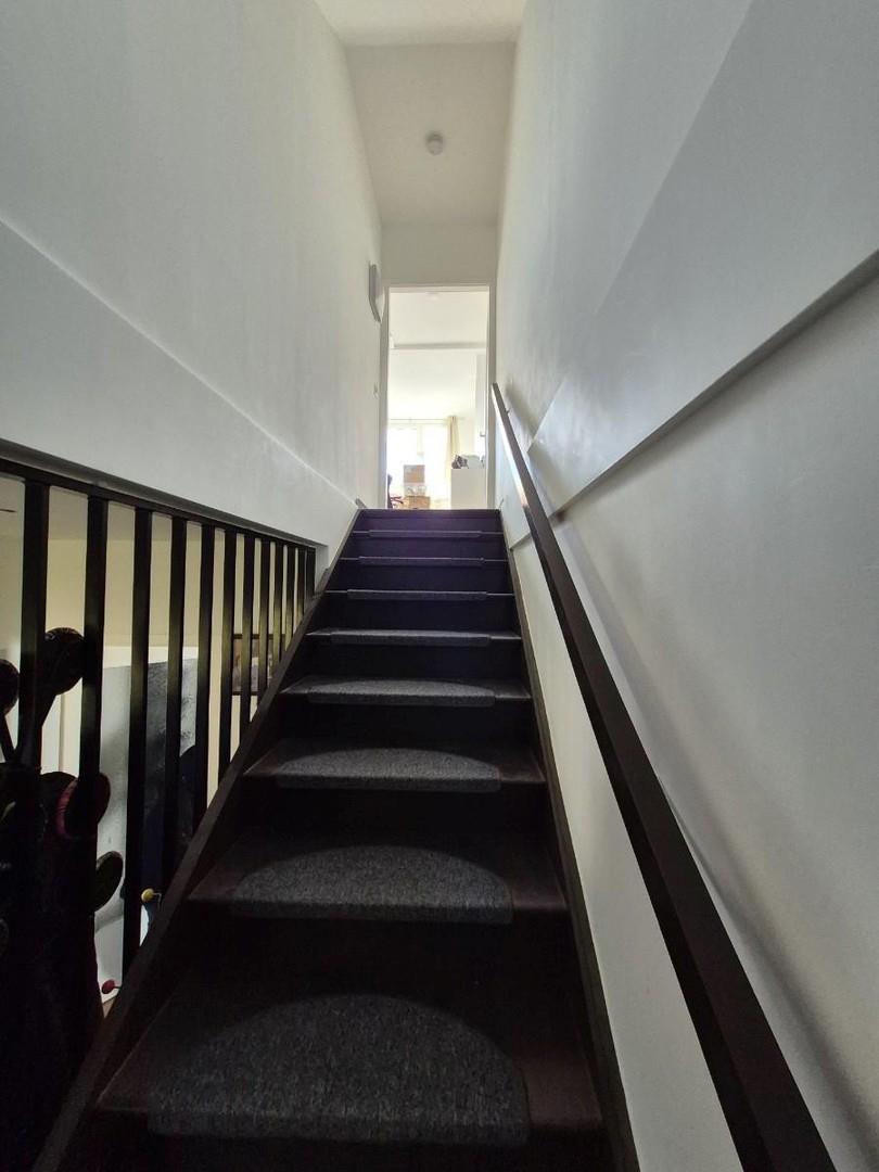 Treppe zum Obergeschoss