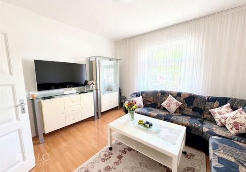 Wohnzimmer EG rechts 