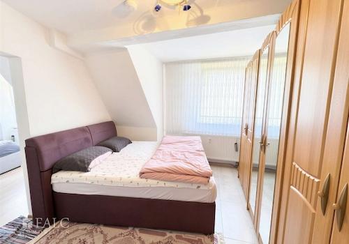 Schlafzimmer  DG rechts 