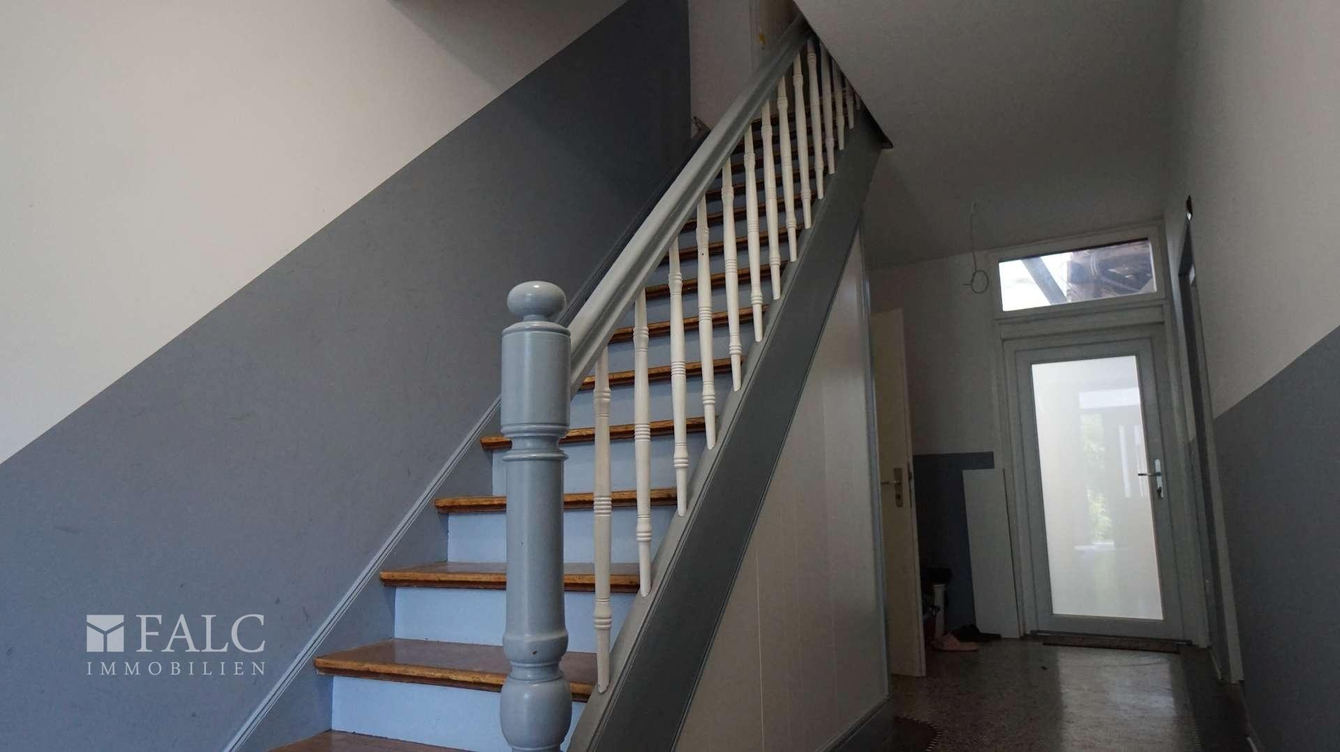 Treppe zum OG