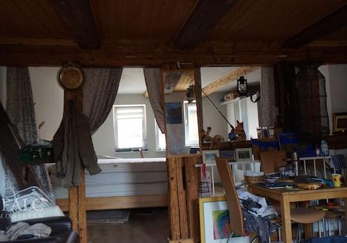 Zimmer mit Fachwerk OG