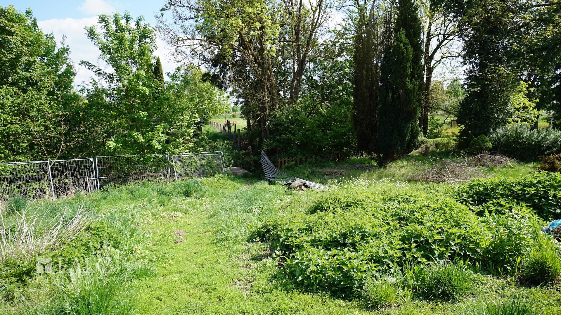 Durchgang zum Gartenland