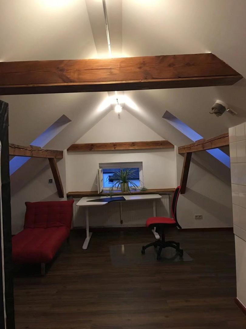 Dachboden Wohnstudio