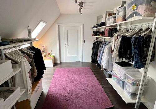 begehbarer Kleiderschrank