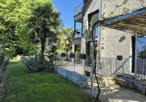 Garten mit Laube 