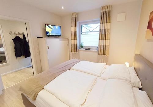 Schlafzimmer EG