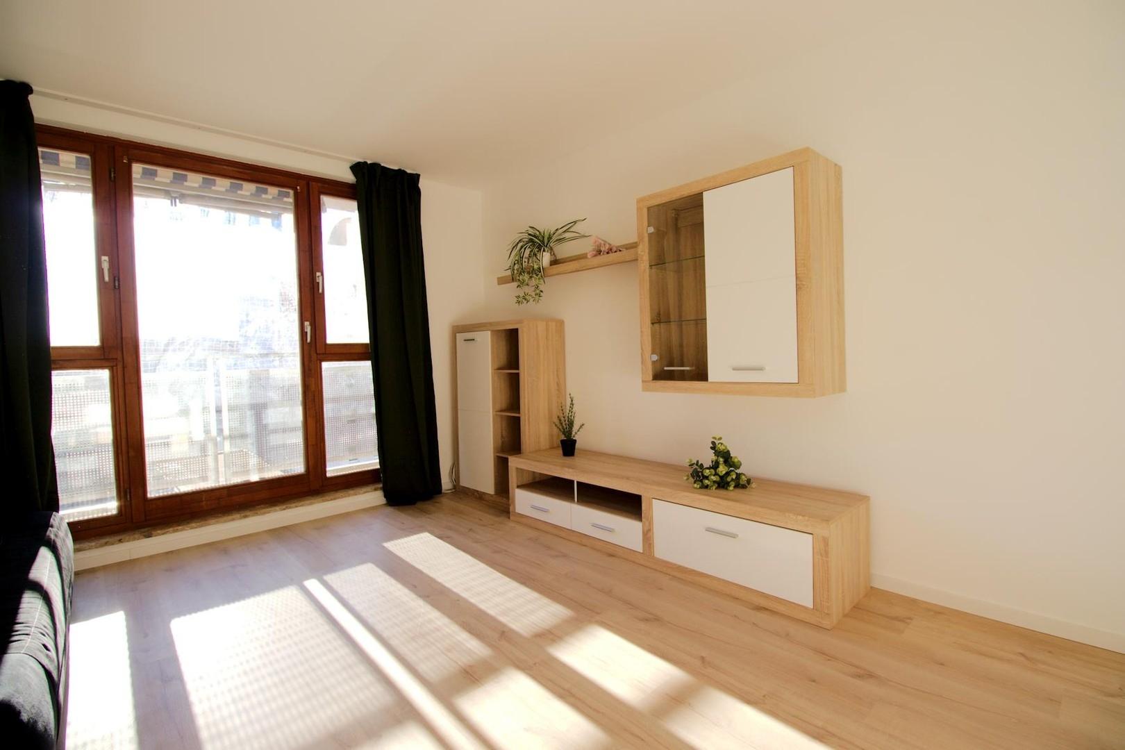 Wohn-/ Schlafzimmer
