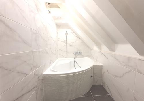 BADEZIMMER DACHGESCHOSS