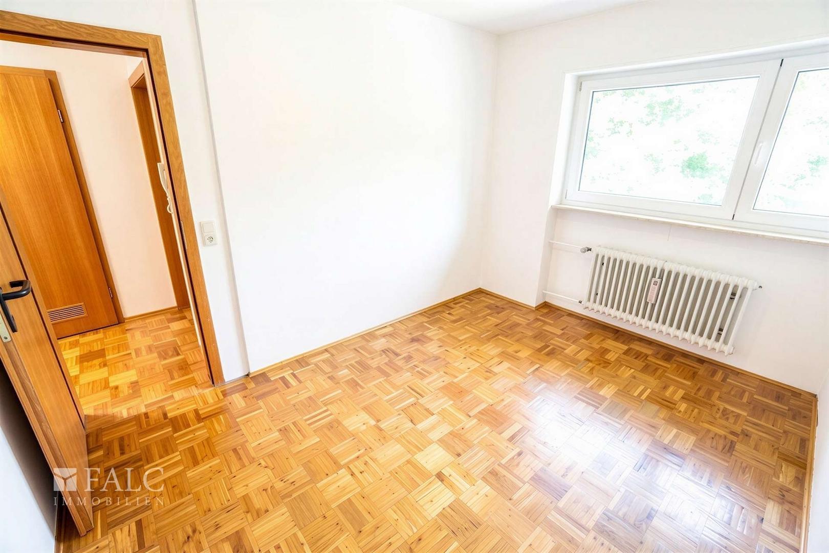 Schlafzimmer 3 OG
