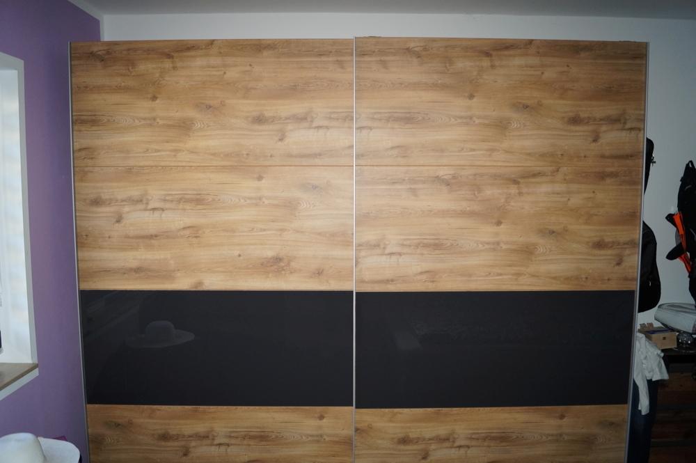 SZ Kleiderschrank