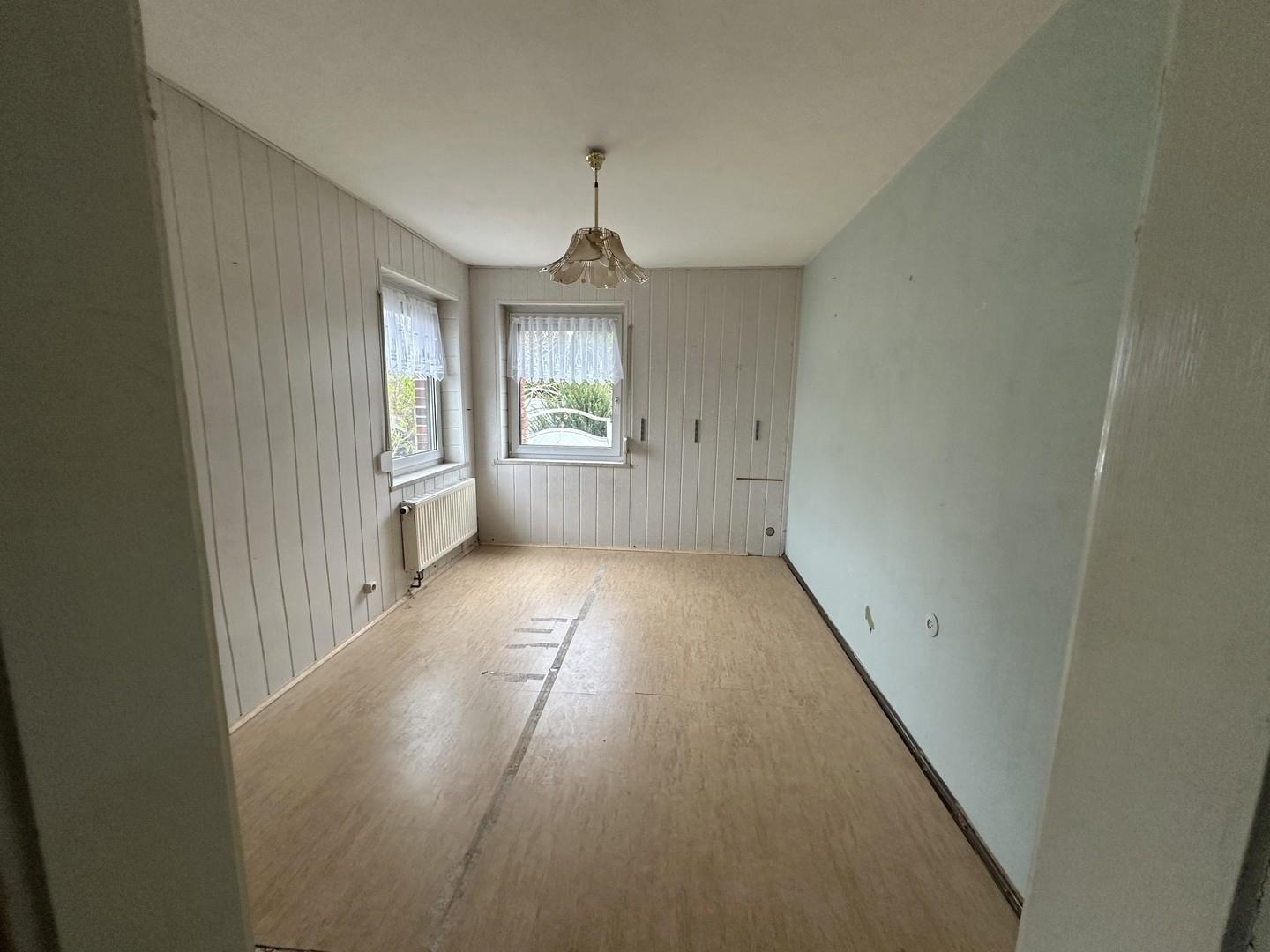 EG Gast/KiZi; leicht verzerrt