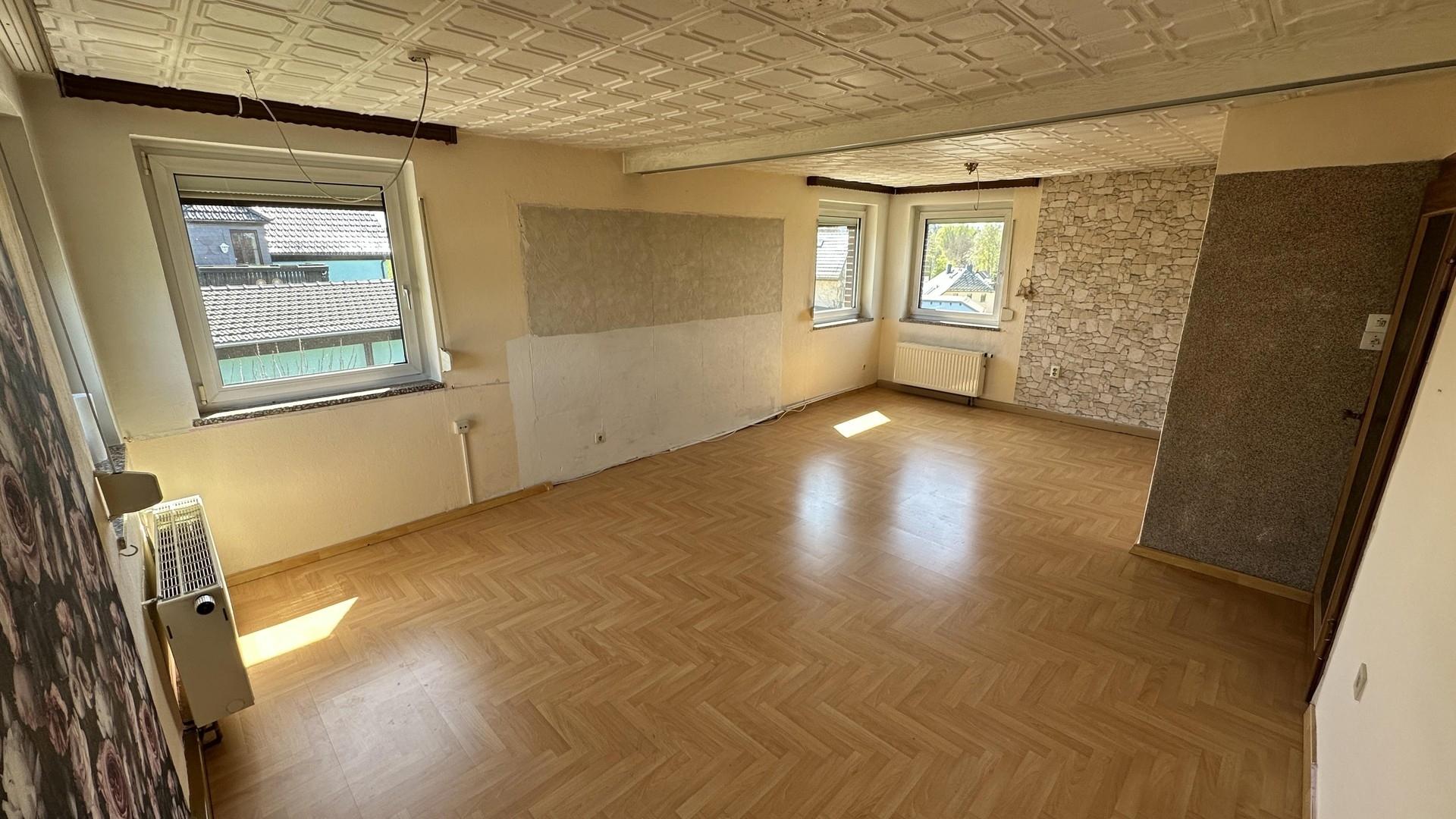 OG Wohnzimmer, leicht verzerrt