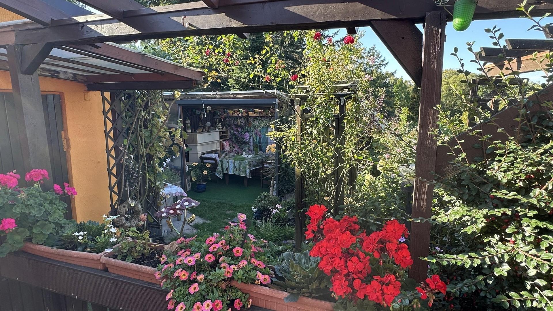 Sitzecke an der Sommerküche