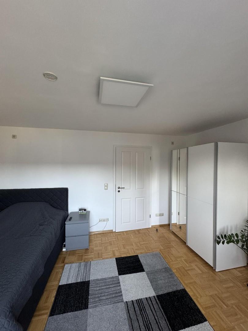 2. Schlafzimmer im OG