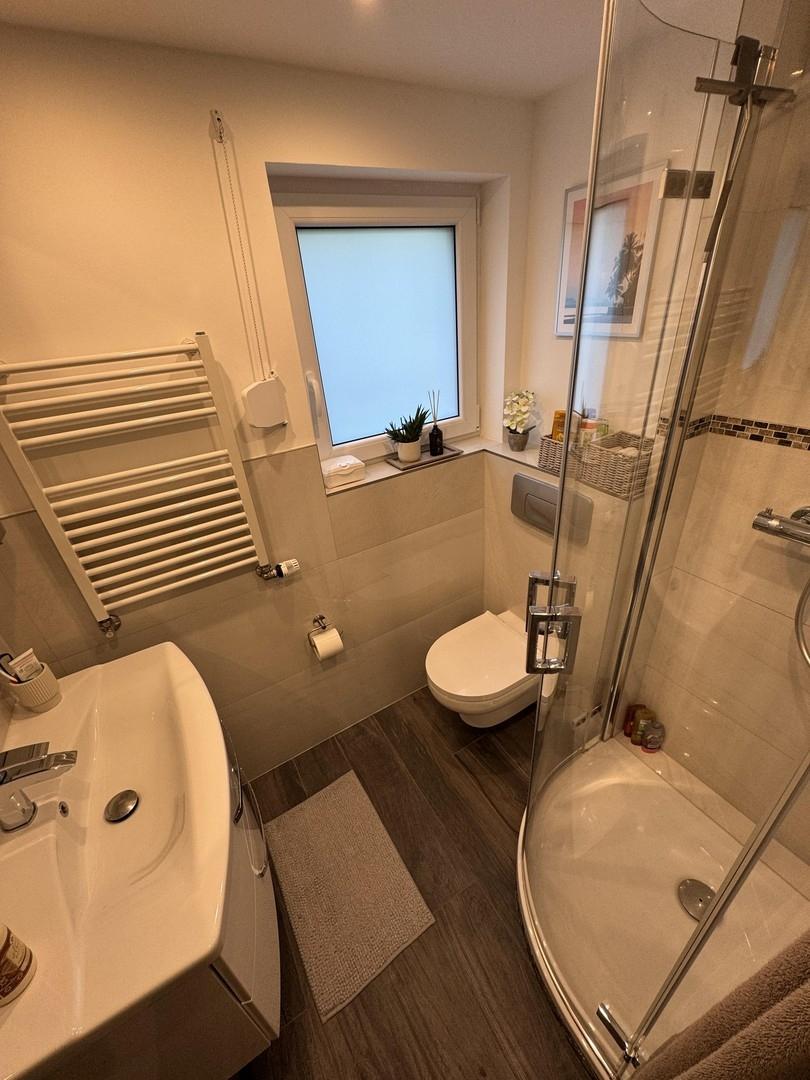1. Badezimmer im OG