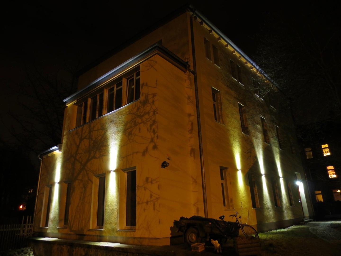 Frontansicht Nacht