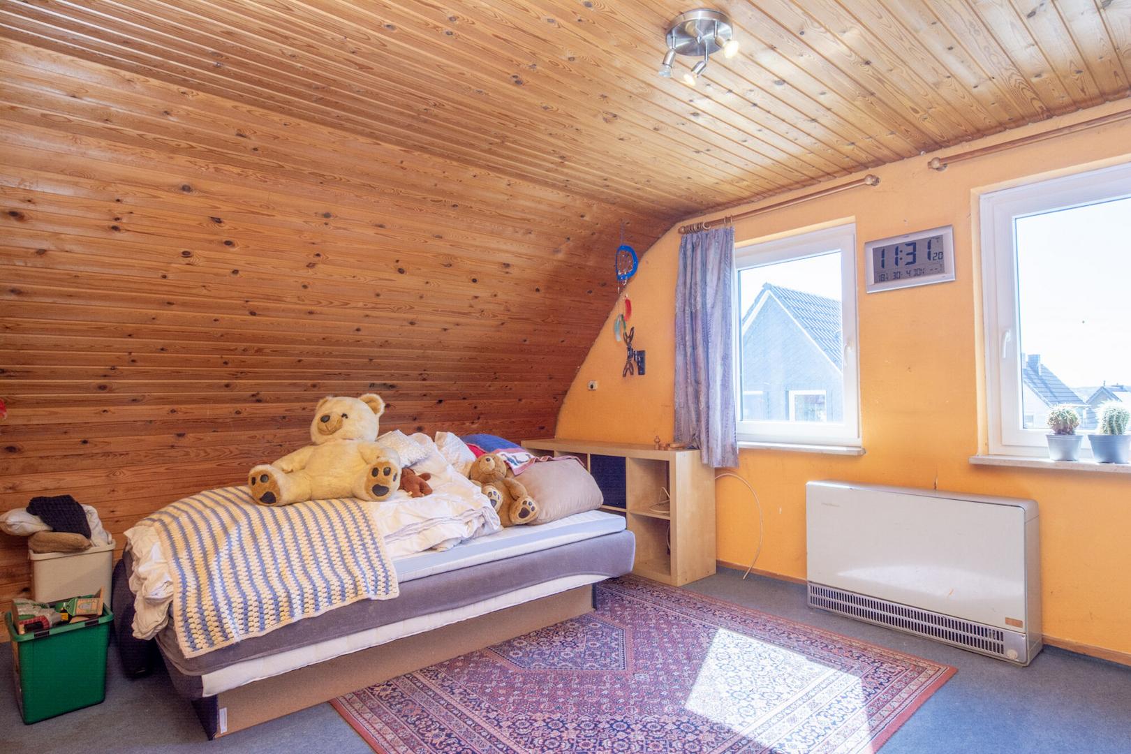 Haus 1 - Dachgeschoss Schlafzimmer