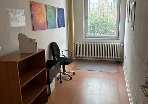 Büro 1