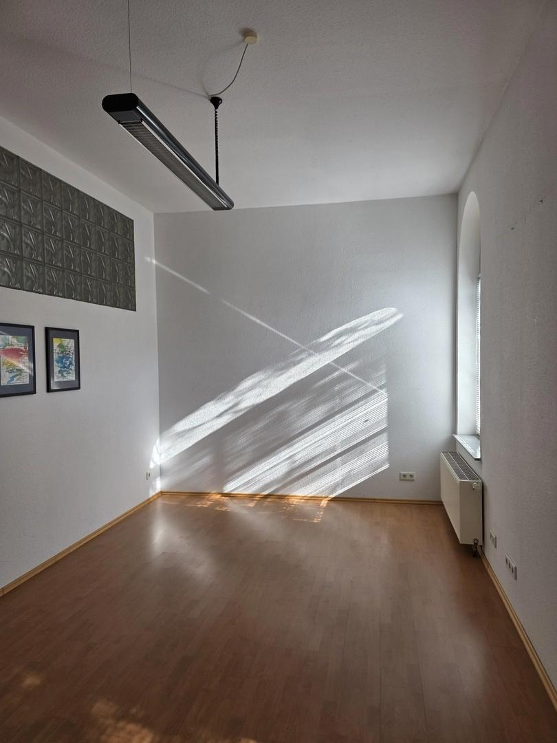 Büro 4