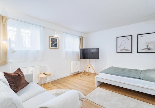 Wohn- und Schlafzimmer