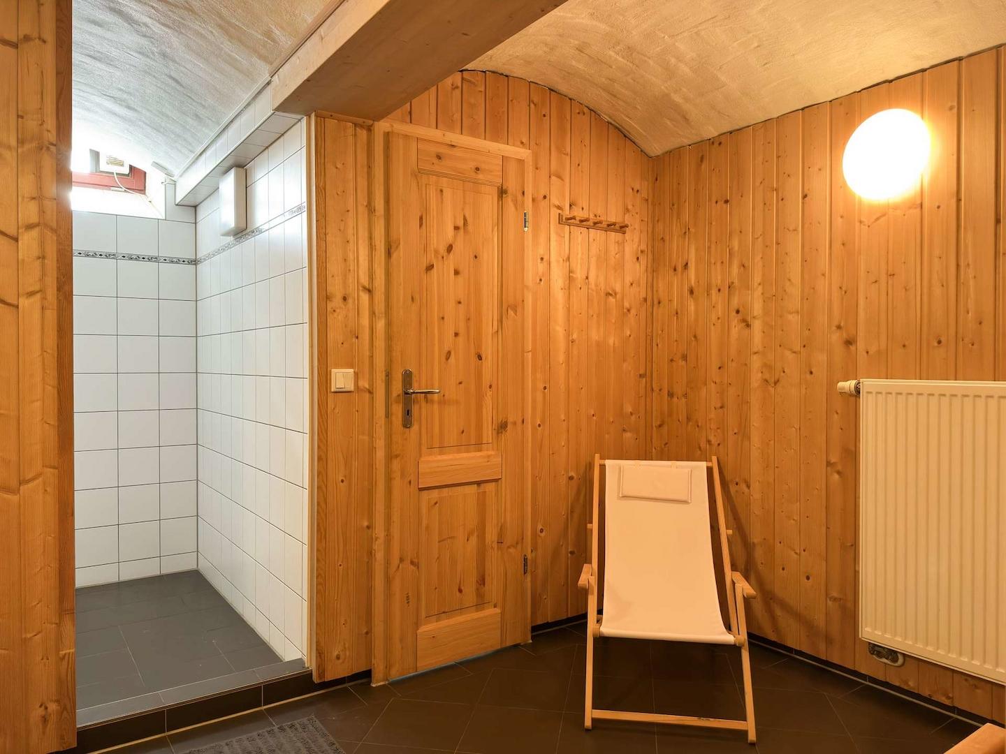 Sauna mit Ruhebereich