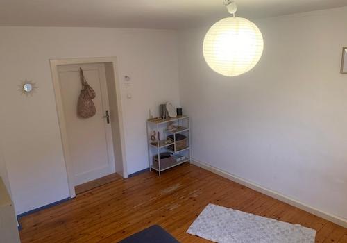 Schlafzimmer 1